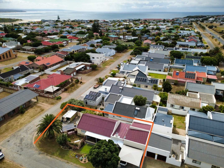 3 Bedroom Property for Sale in Stilbaai Wes Western Cape